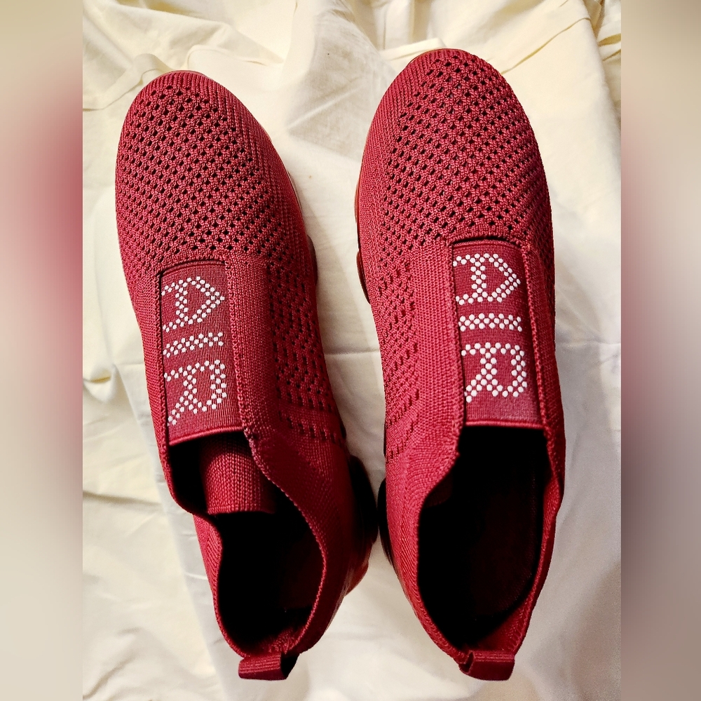 Women burgundy AIR Sport slip-in  sneakers size 10